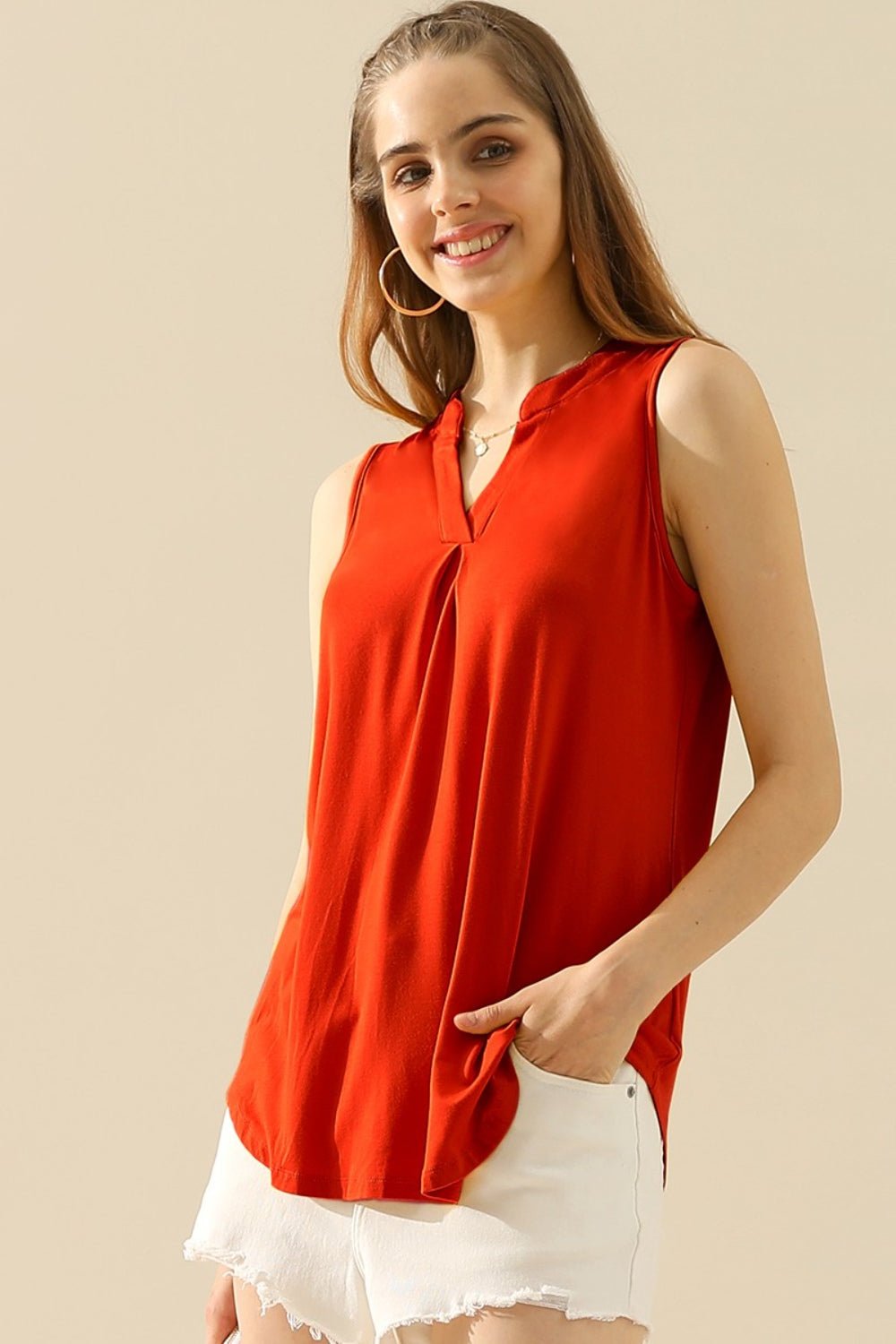 Ninexis - Split Neckline Sleeveless Top