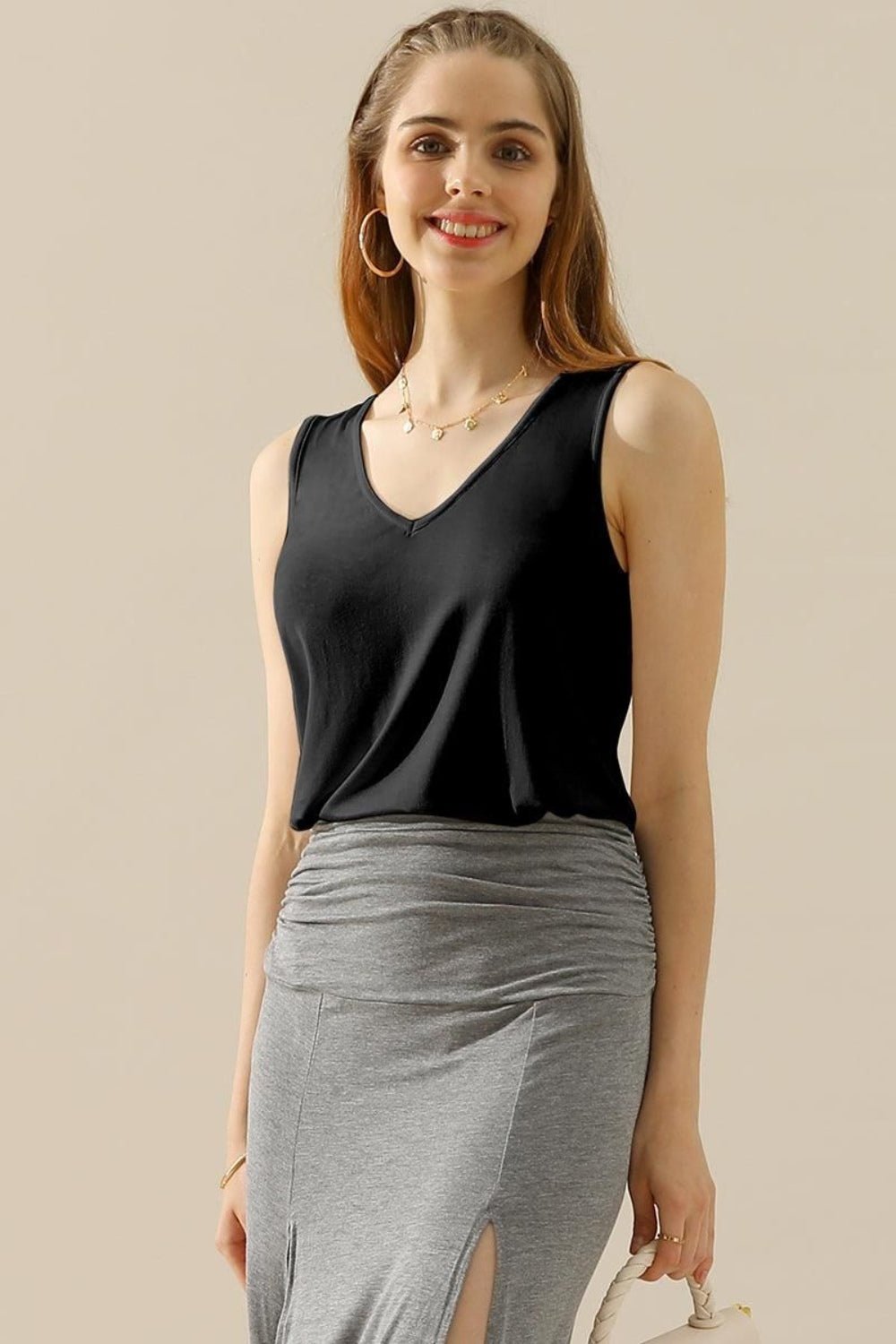 Ninexis - V - Neck Curved Hem Tank Top