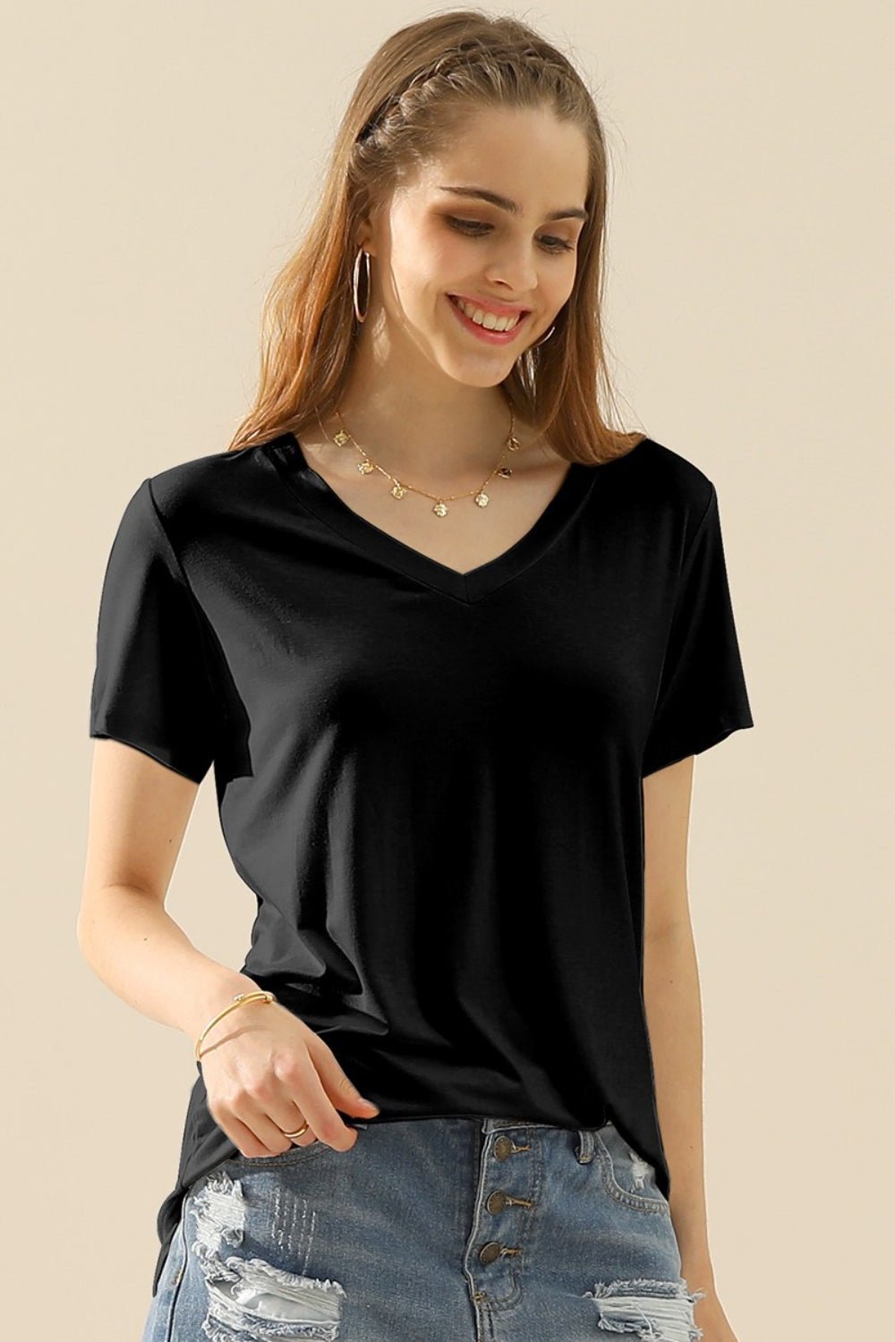 Ninexis - V - Neck Short Sleeve T-Shirt