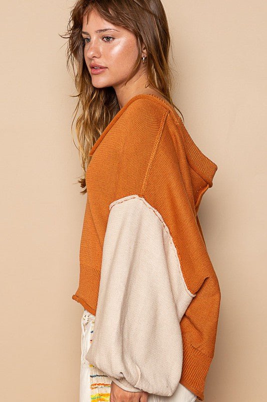 POL - Color Block V - Neck Sweater in Pumpkin