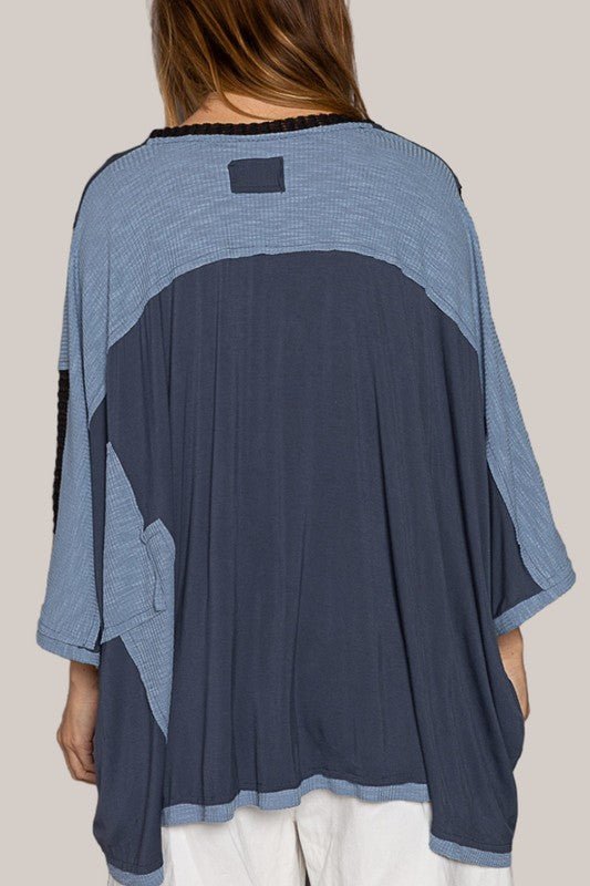 POL - Dark Navy High - Low Hem V - Neck Top