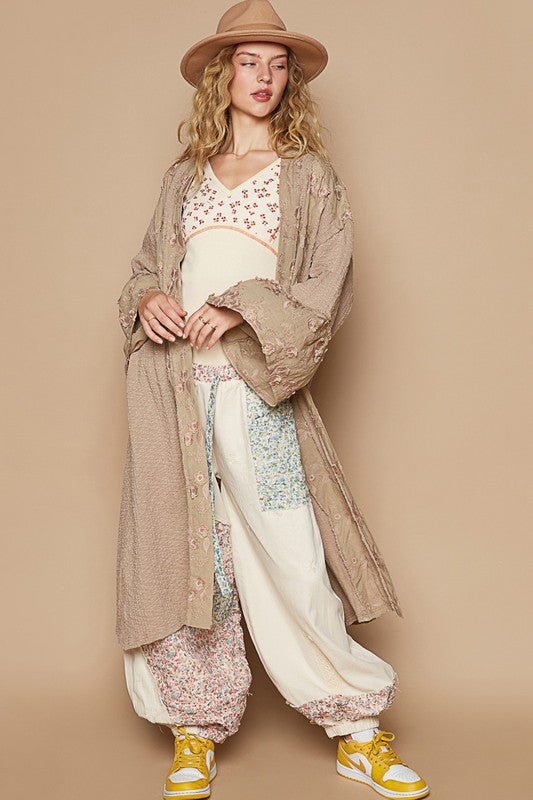 POL - Floral Lace Trim Open Front Longline Cardigan in Khaki