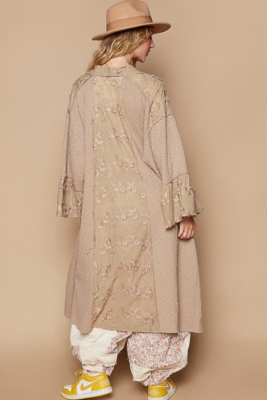 POL - Floral Lace Trim Open Front Longline Cardigan in Khaki