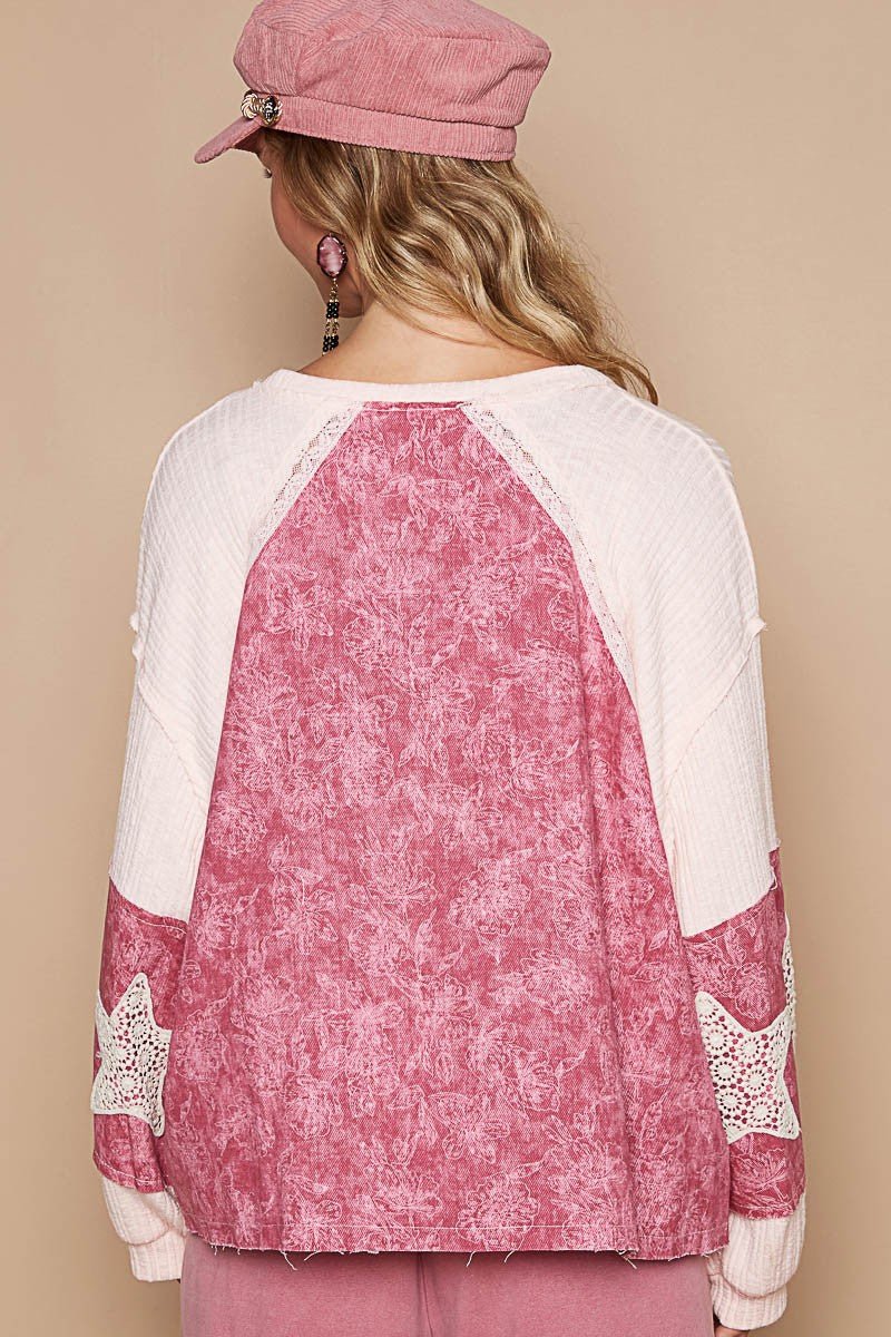 POL - Lace Detail V - Neck Top in Blush Berry