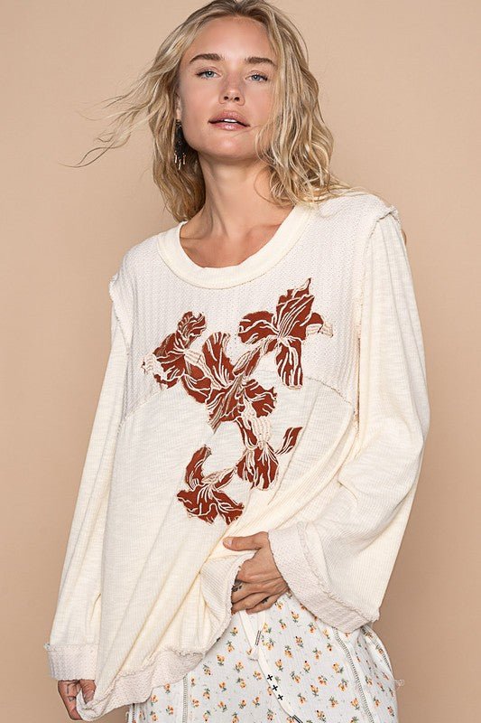 POL - Long Sleeve Floral Knit Top in Cream