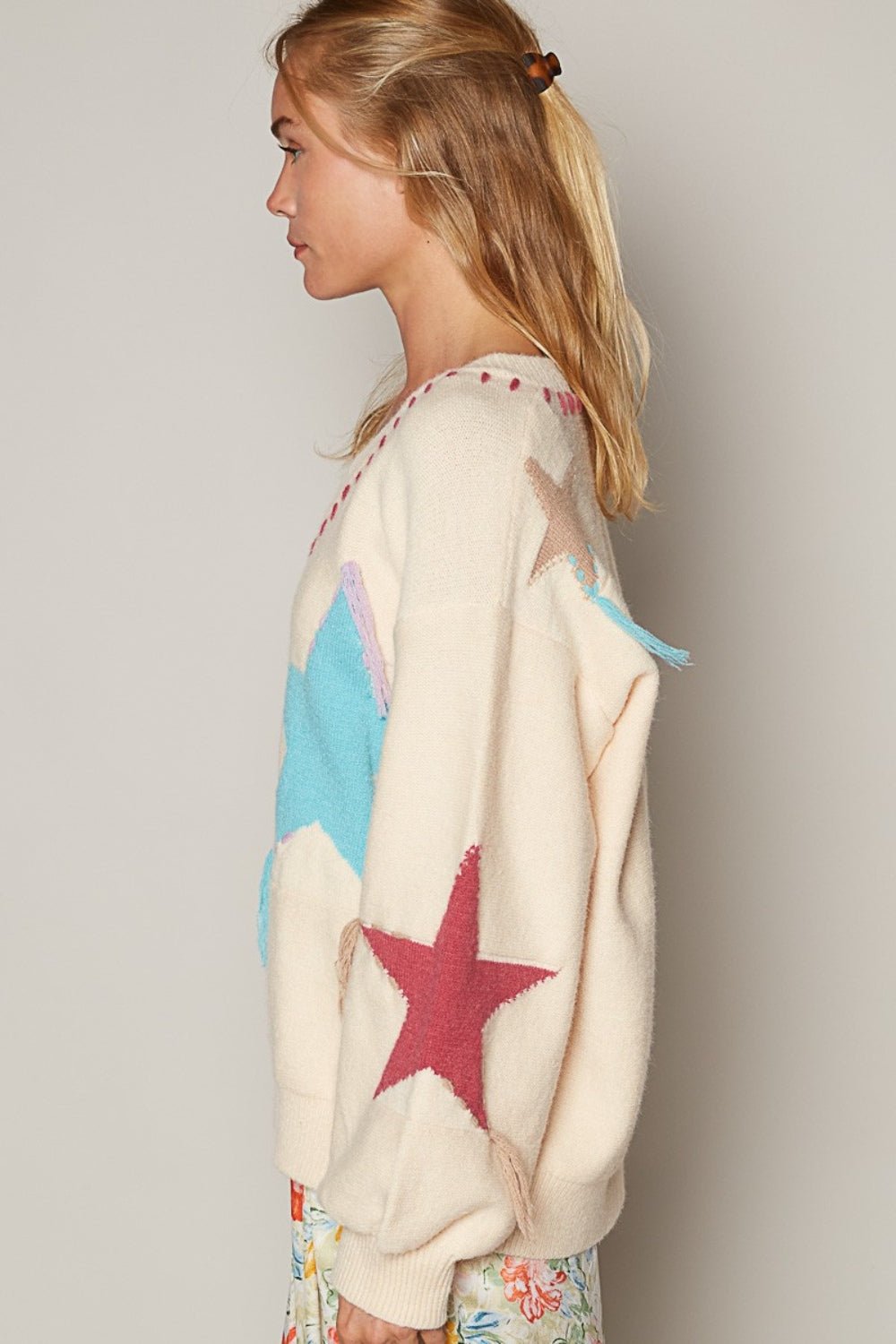 POL - V - Neck Long Sleeve Star Fringe Sweater in Pale Beige