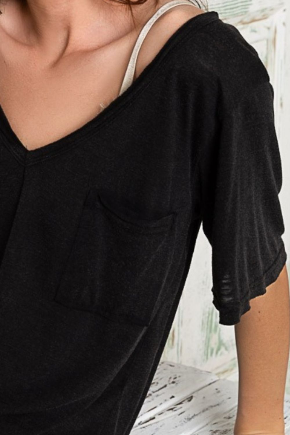 POLV - Neck Short Sleeve T - Shirt in Black