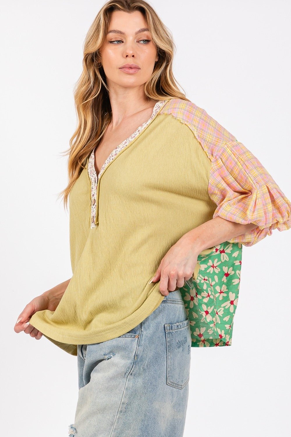 SAGE+FIGColor Block Bubble Sleeve Top in Sage