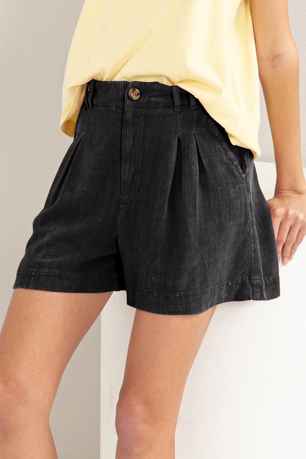 HYFVEHigh Waist Pleated Shorts in Black