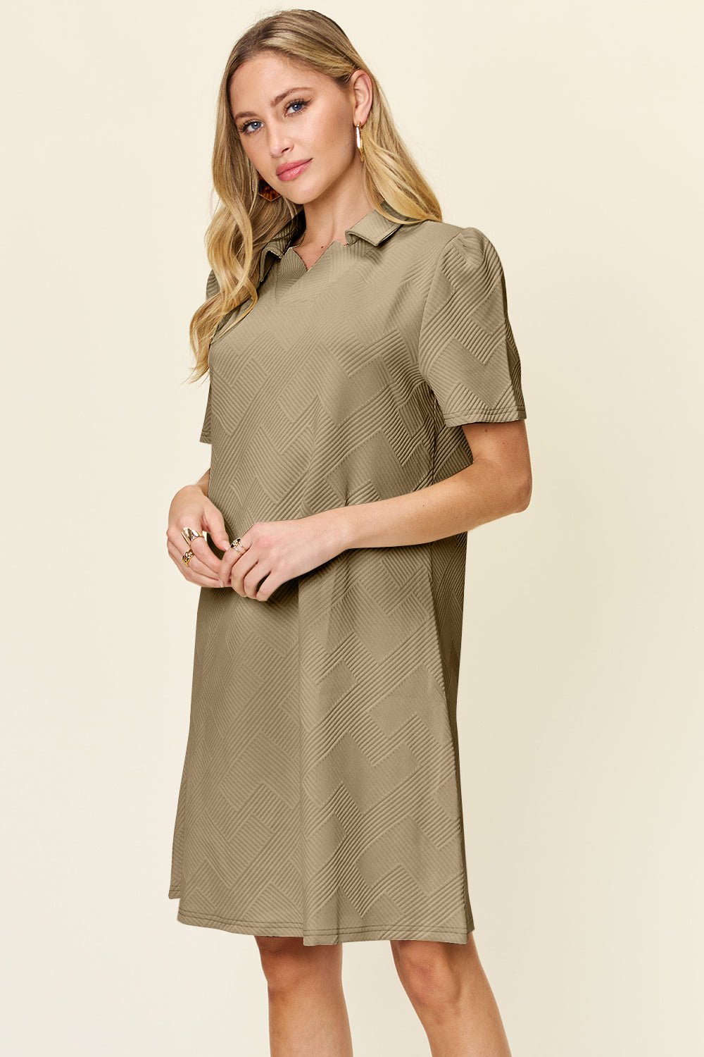 Double TakeTextured Short Sleeve Knee - Length Shirt Dress