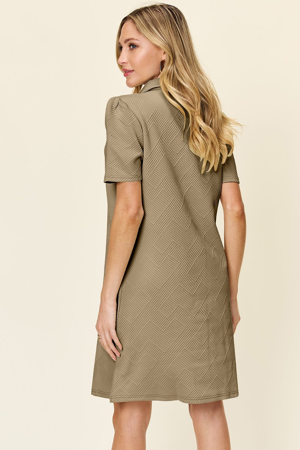 Double TakeTextured Short Sleeve Knee - Length Shirt Dress