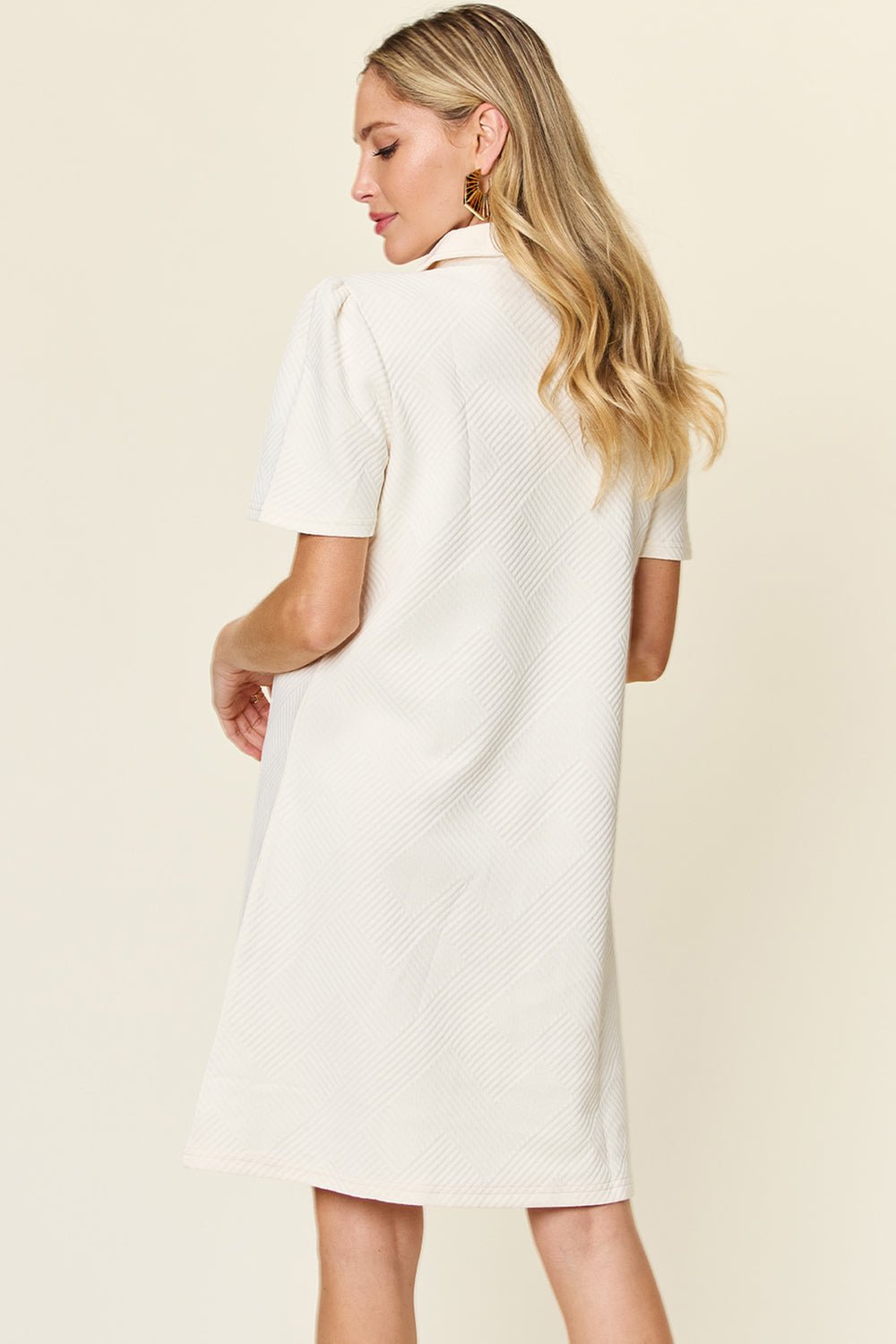 Double TakeTextured Short Sleeve Knee - Length Shirt Dress