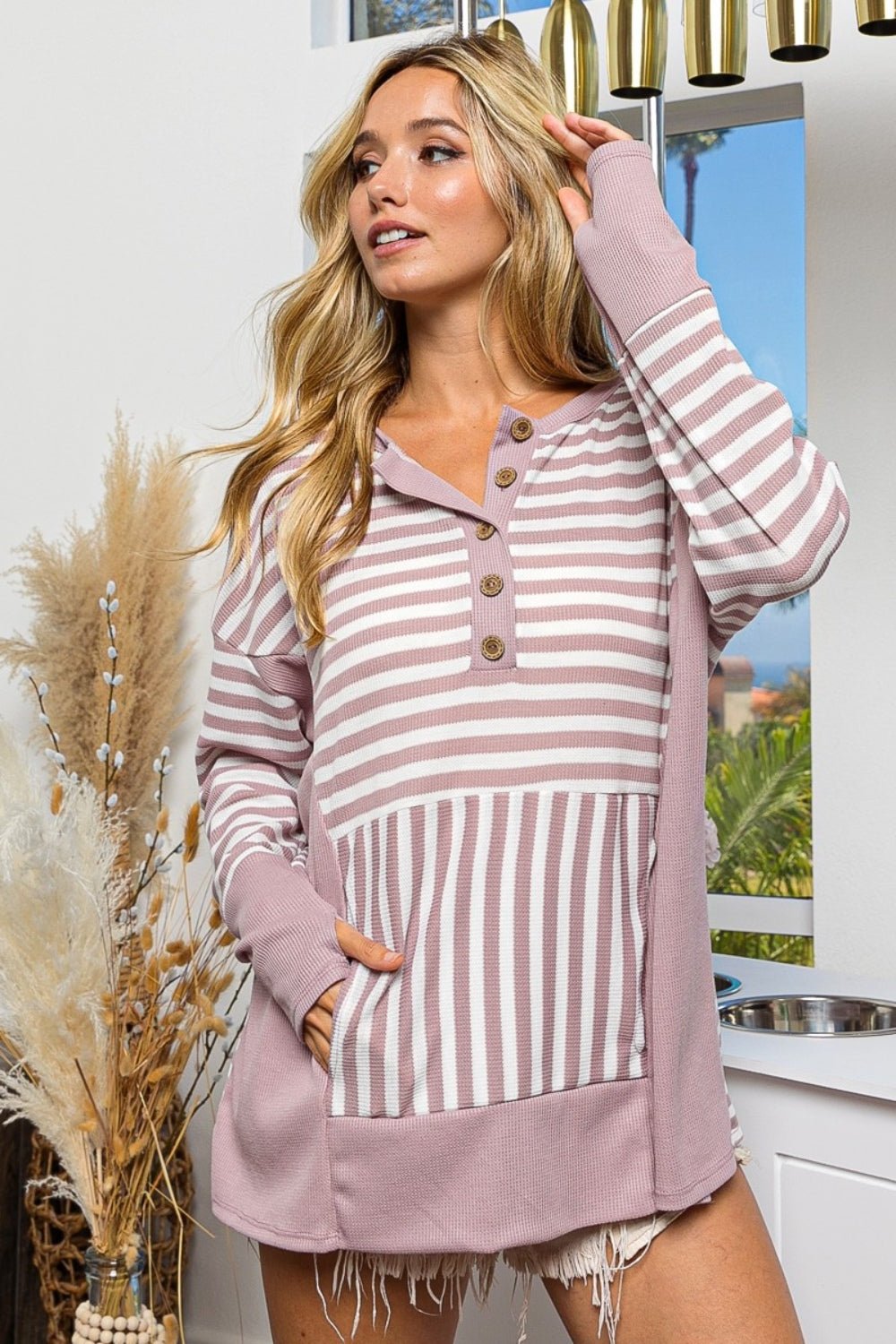 BiBiStriped Thumbhole Sleeve Top in Mauve