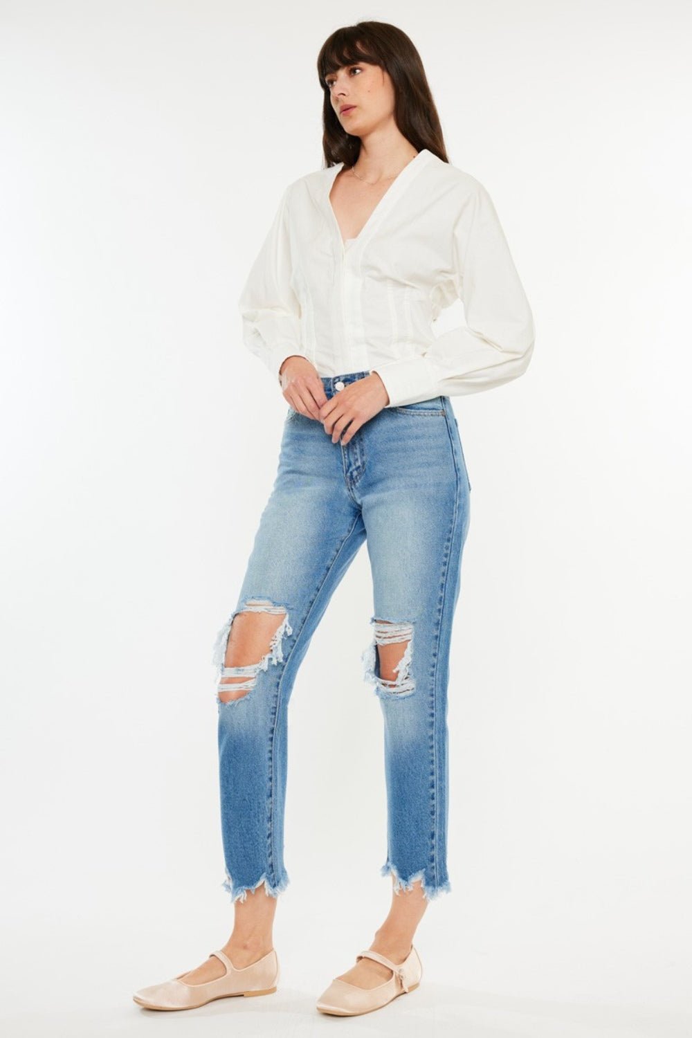 KancanMedium Wash Distressed Frayed Hem Cropped Jeans