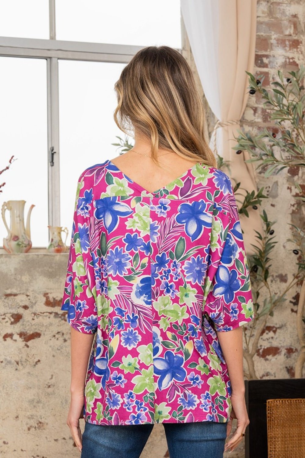 Sew In LoveV - Neck Floral Half Sleeve Top in Magenta Olive