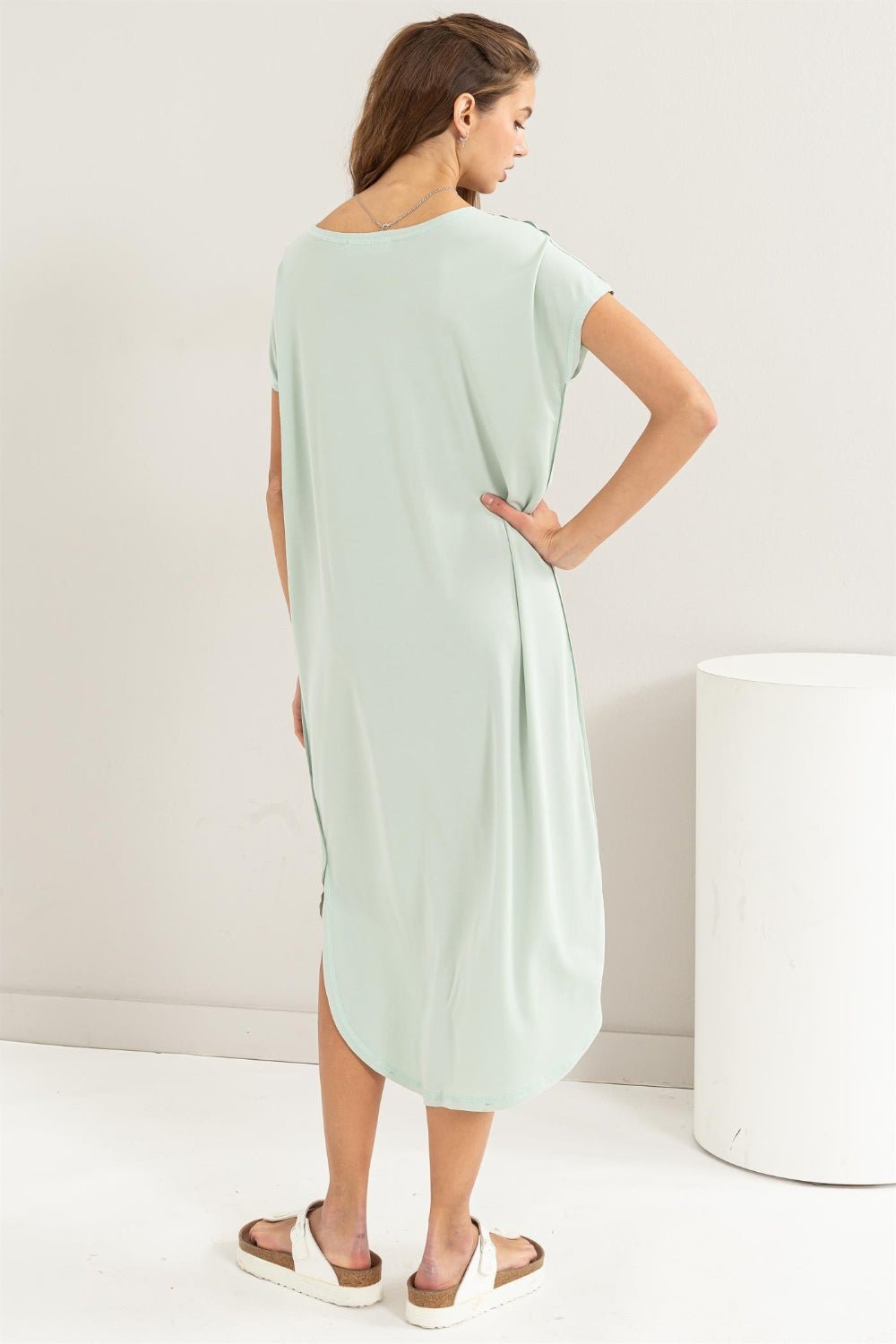 HYFVEShort Sleeve High - Low Hem Midi Dress in Mint