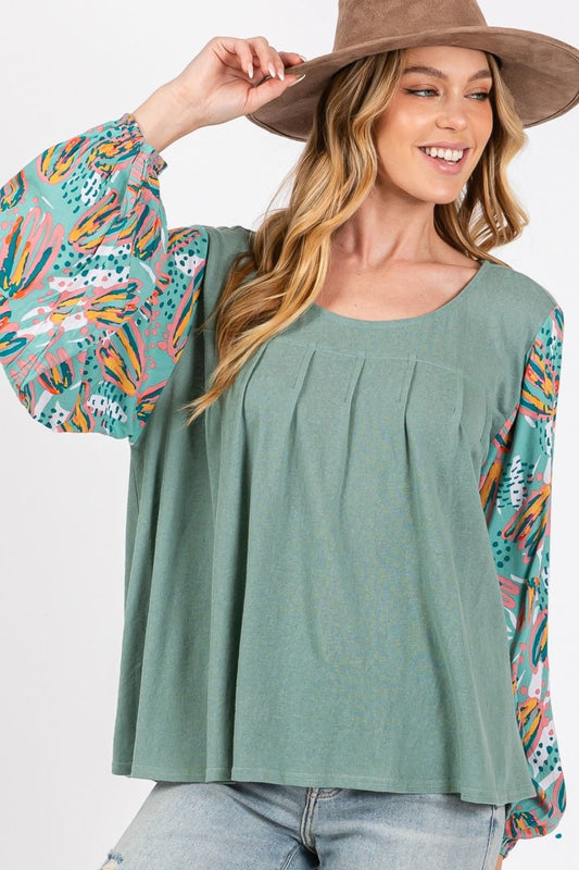 SAGE+FIGPleated Babydoll Printed Bubble Sleeve Top in Sage