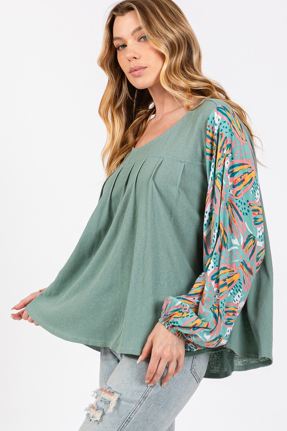 SAGE+FIGPleated Babydoll Printed Bubble Sleeve Top in Sage