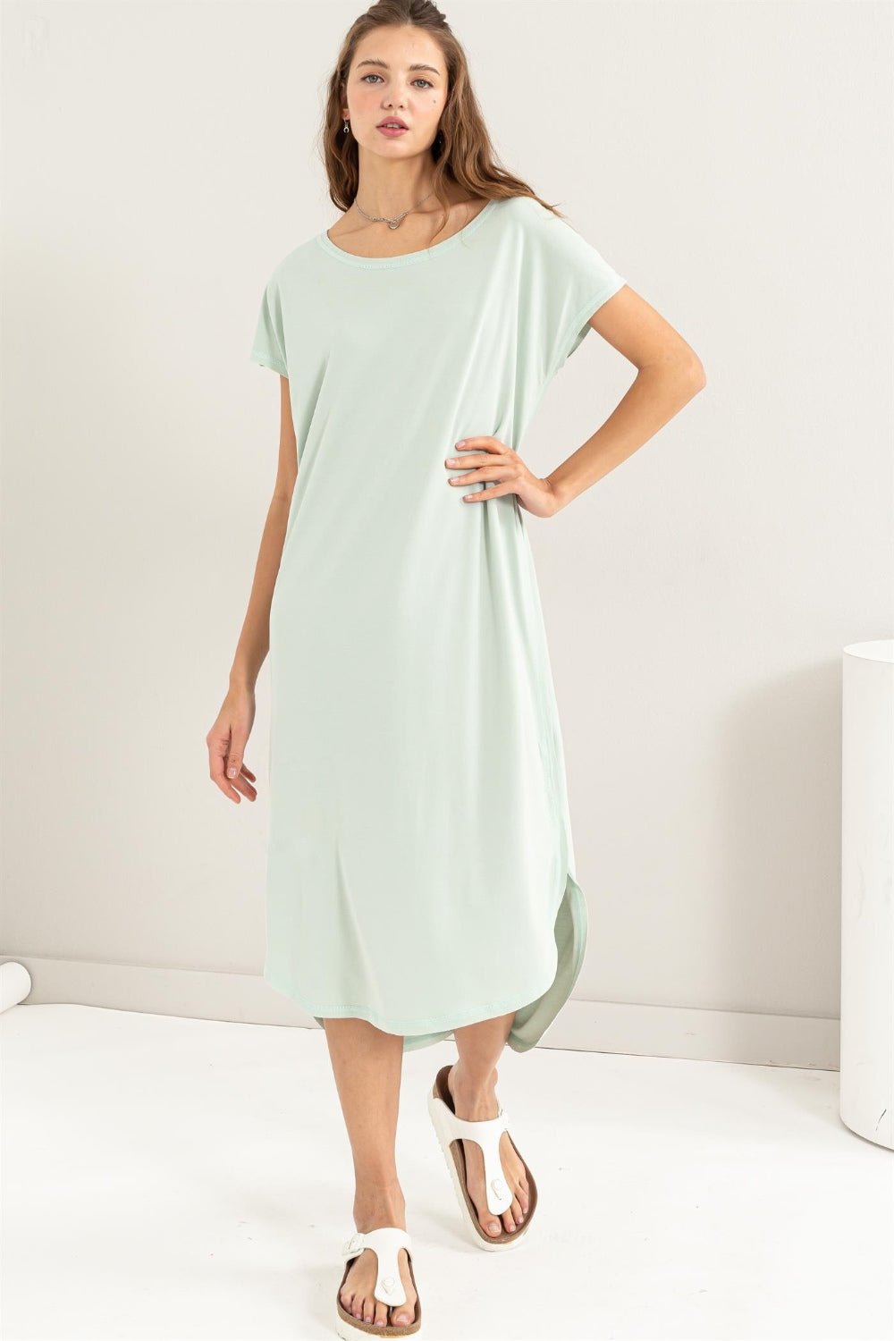 HYFVEShort Sleeve High - Low Hem Midi Dress in Mint