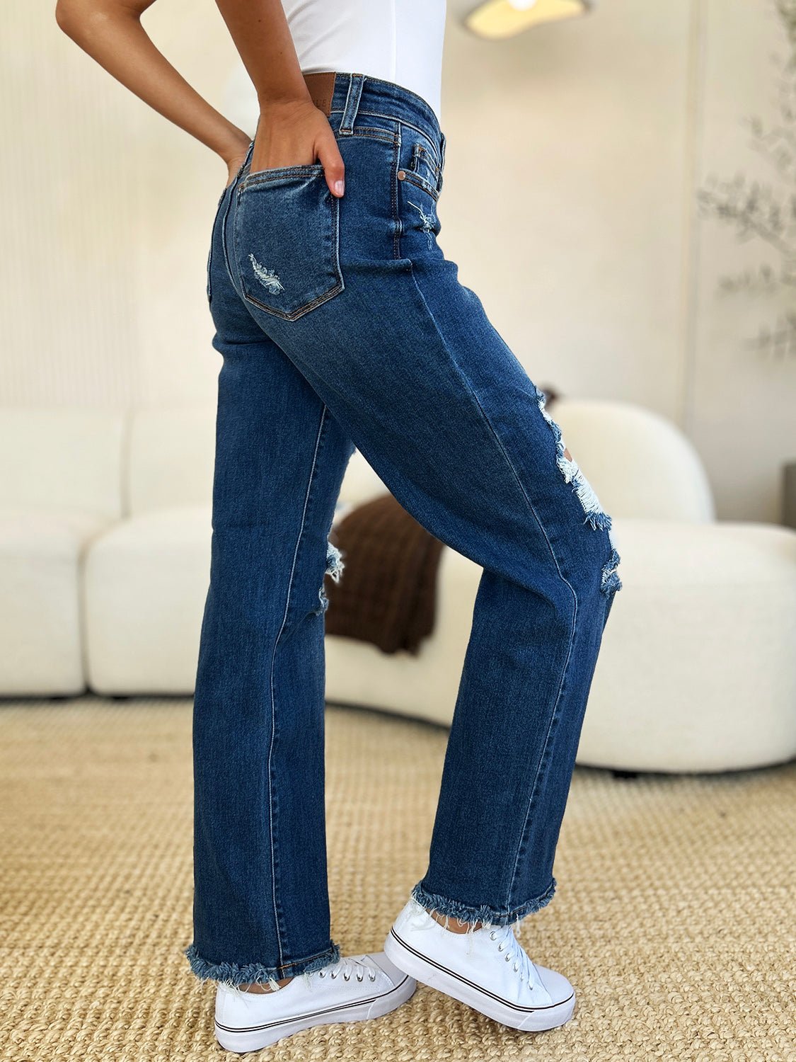 Judy BlueMedium Wash Mid Rise Distressed Raw Hem Jeans