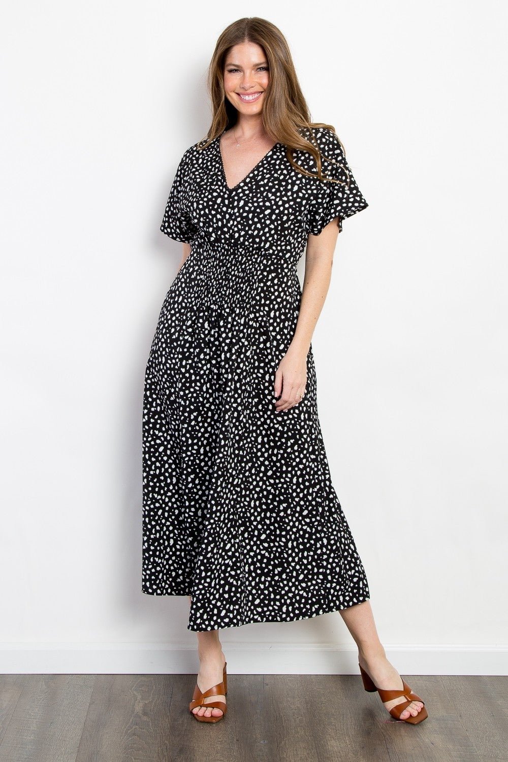 BE StagePrinted Smocked Waist Midi Dress in Black