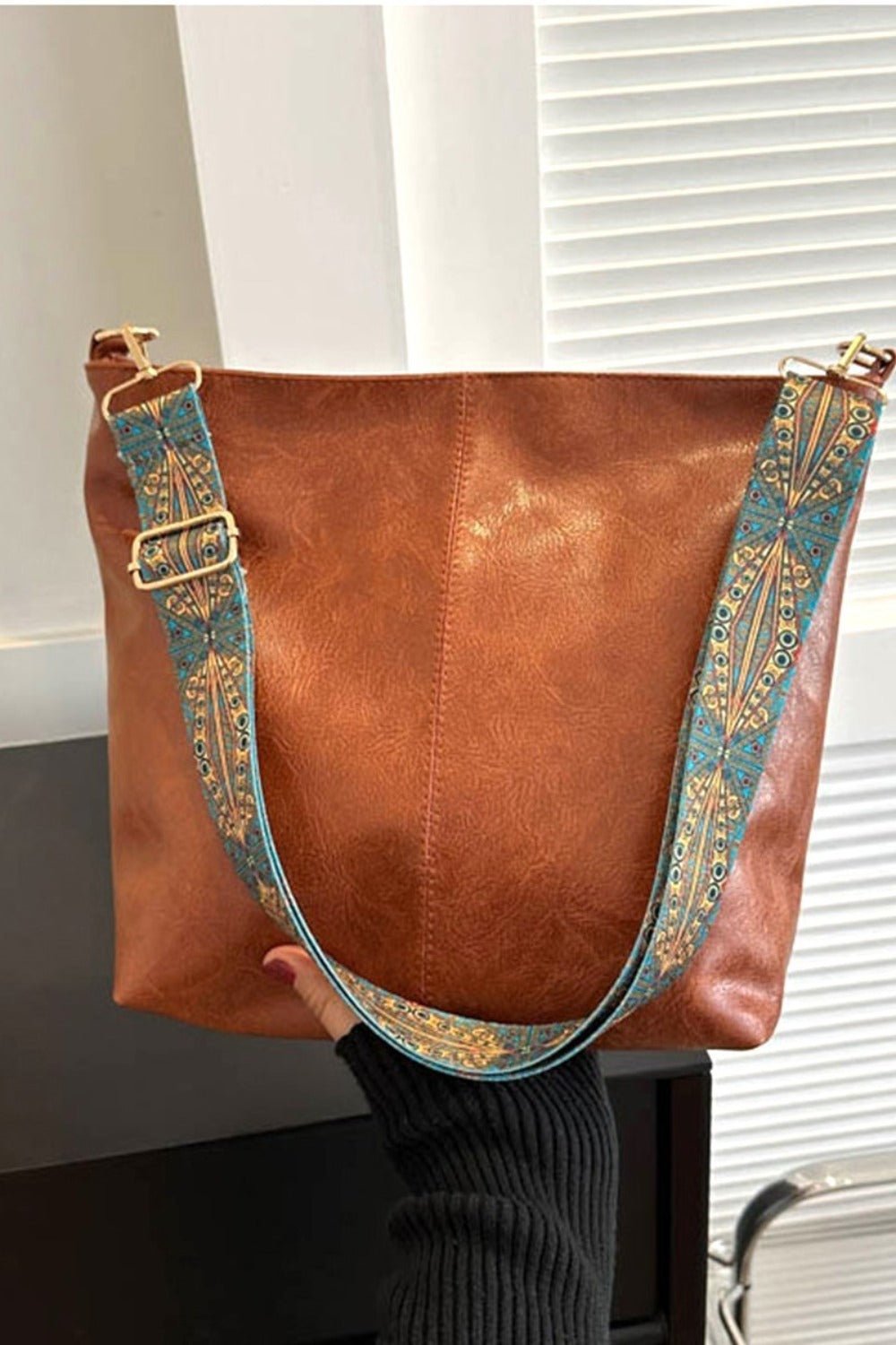 ZenanaRetro Vegan Leather Crossbody Hobo Bag