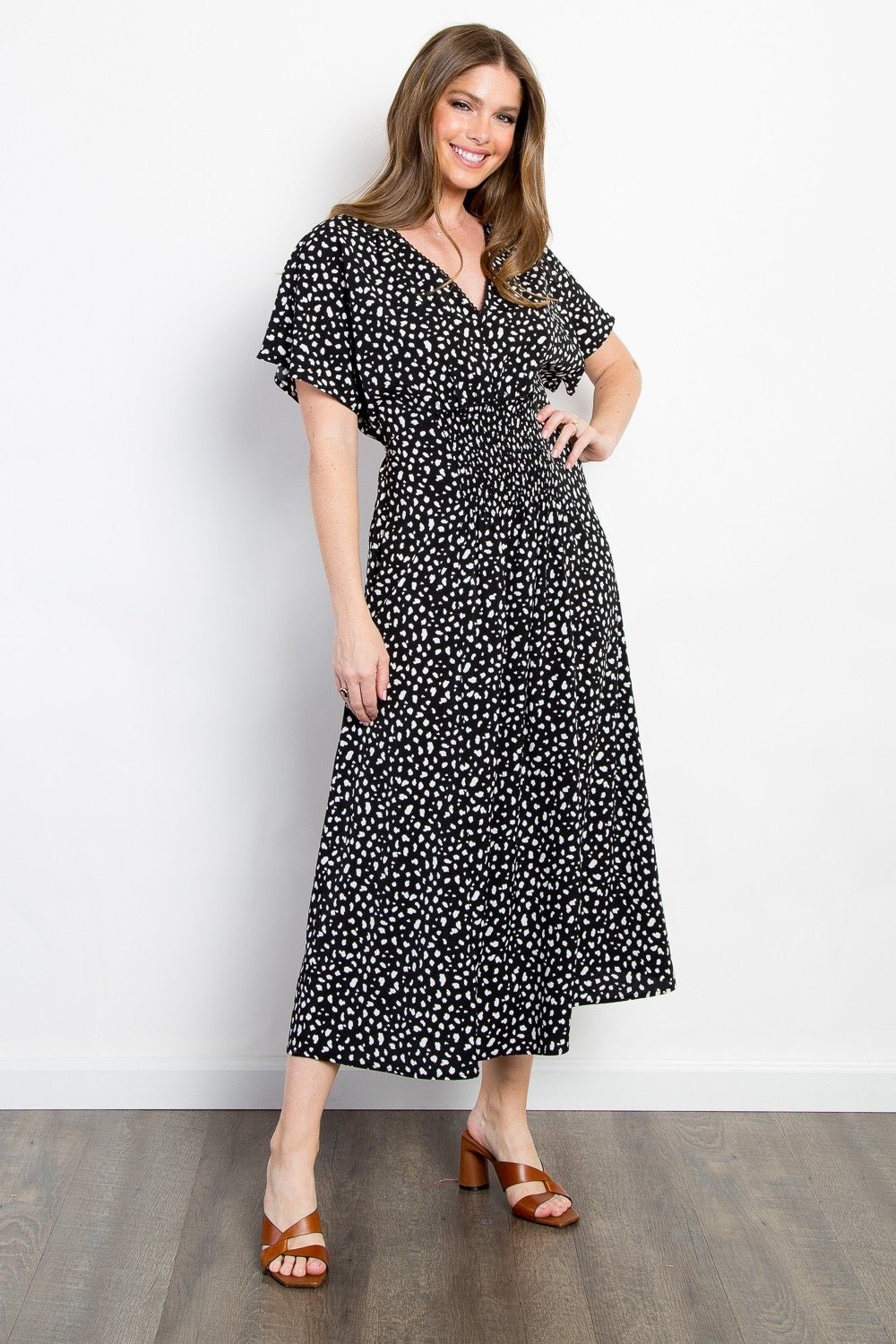 BE StagePrinted Smocked Waist Midi Dress in Black