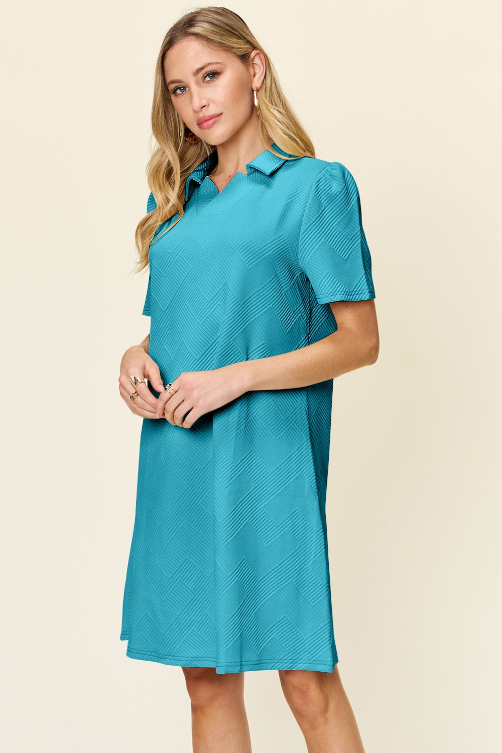 Double TakeTextured Short Sleeve Knee - Length Shirt Dress