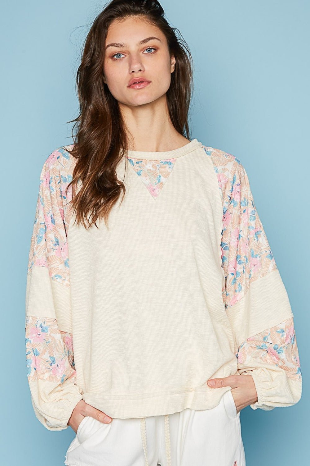 POLBalloon Sleeve Floral Top in Cream Multi