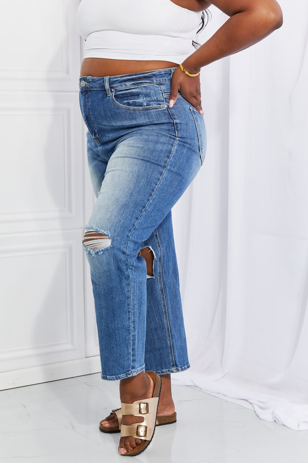 RISENDark Wash High Rise Distressed Cropped Relaxed Jeans