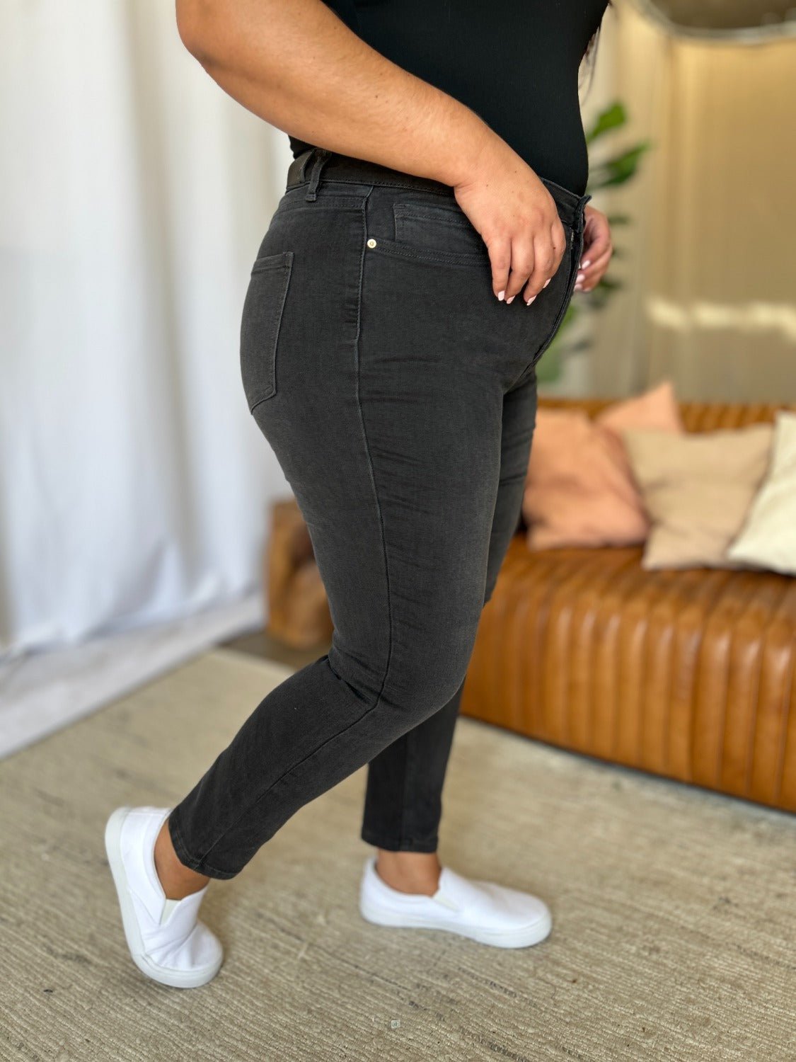 ROYALTY FOR ME - Black High Rise Tummy Control Skinny Jeans