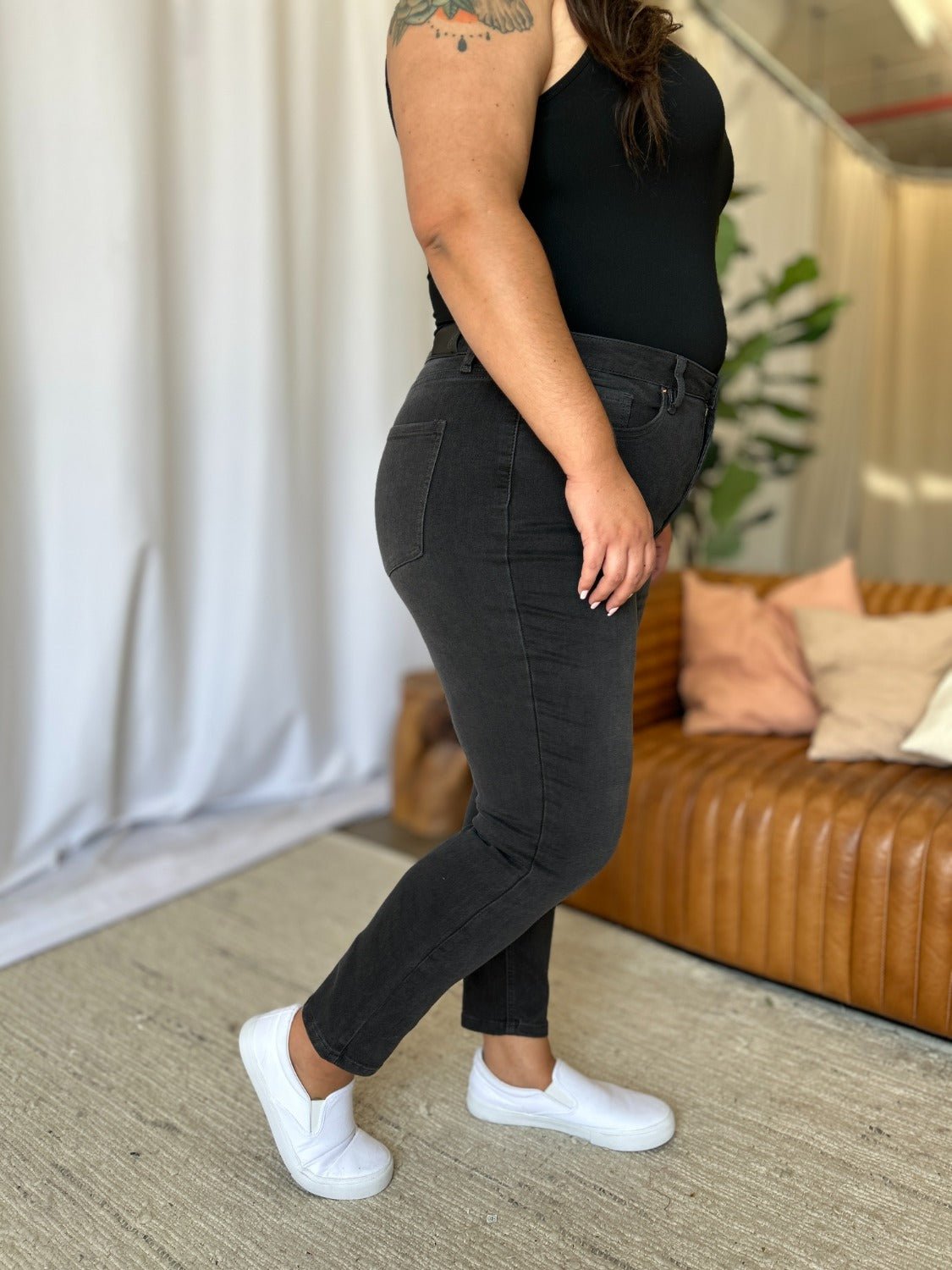 ROYALTY FOR ME - Black High Rise Tummy Control Skinny Jeans