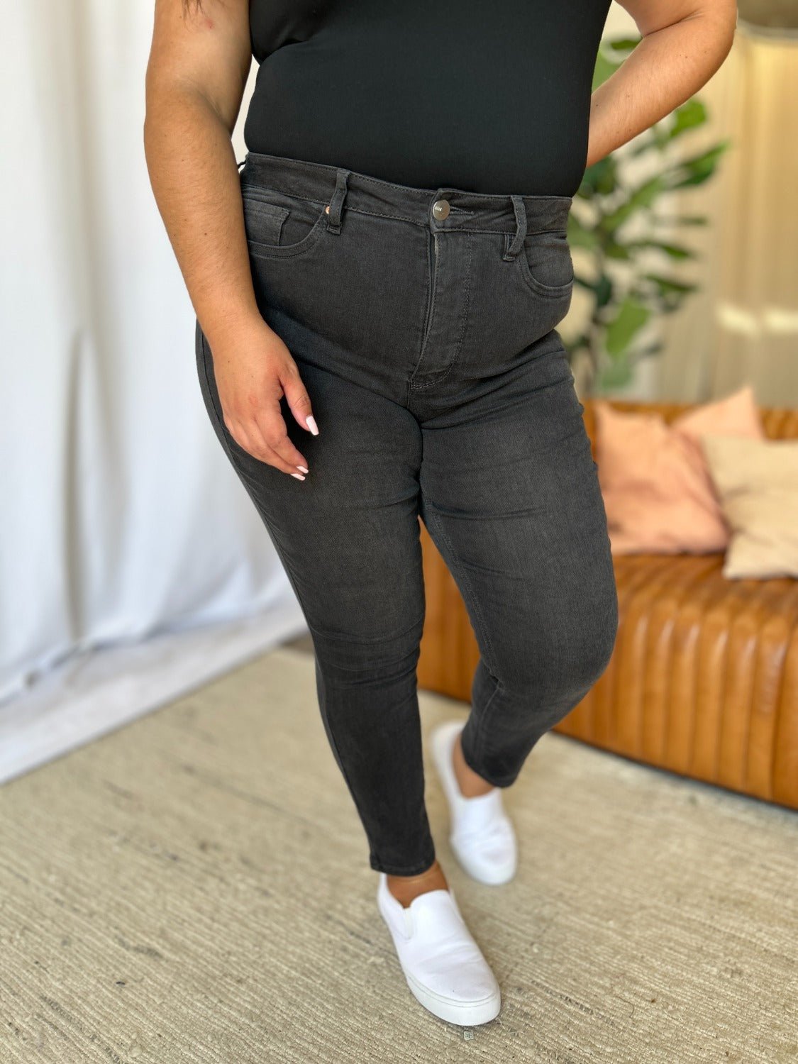 ROYALTY FOR ME - Black High Rise Tummy Control Skinny Jeans