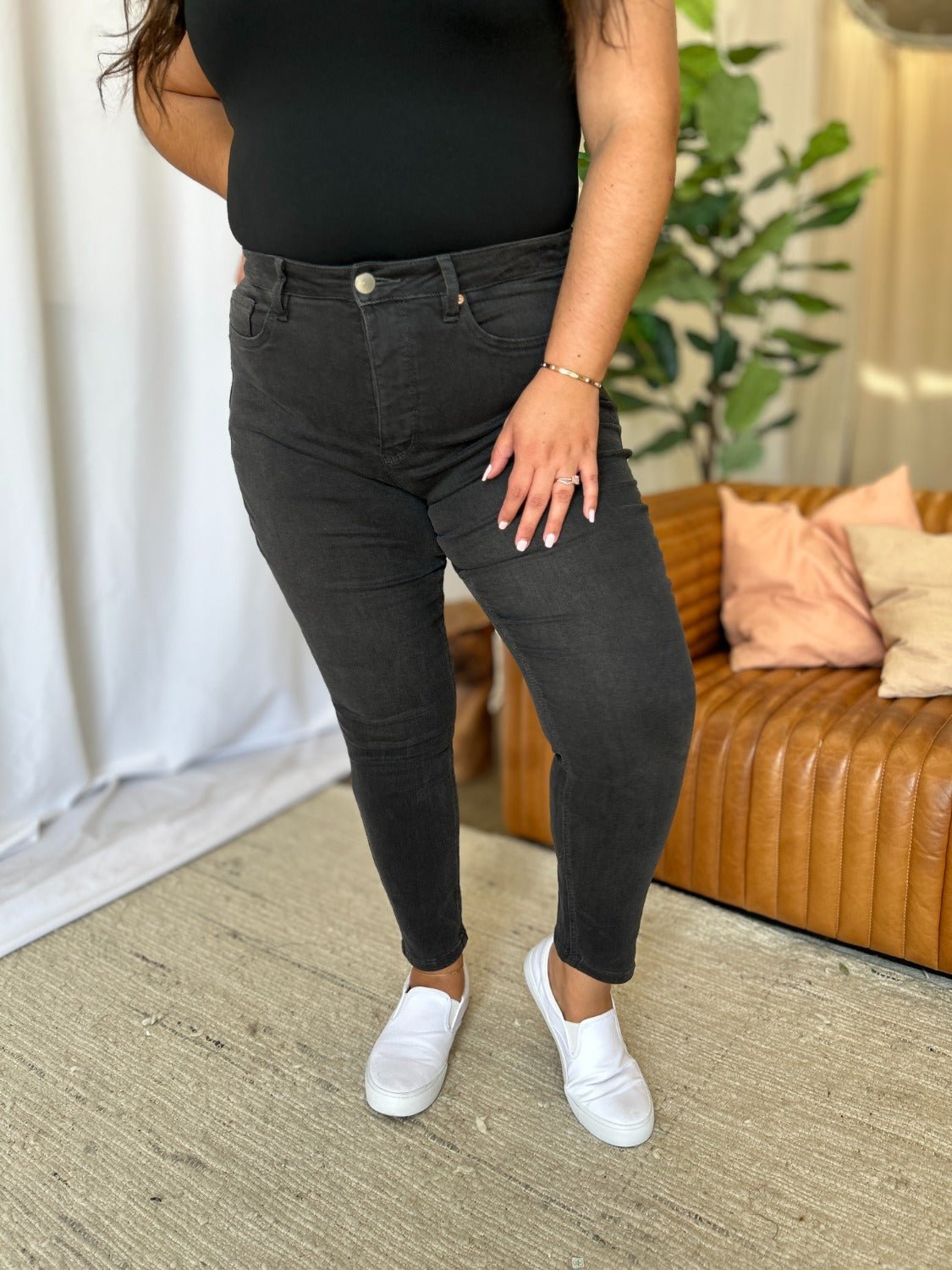 ROYALTY FOR ME - Black High Rise Tummy Control Skinny Jeans