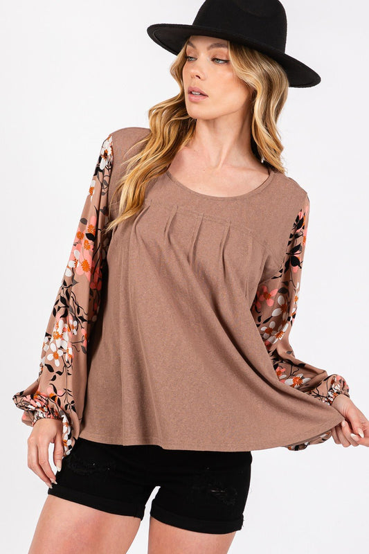 SAGE+FIG - Floral Long Sleeve Front Pleated Detail Blouse in Brown