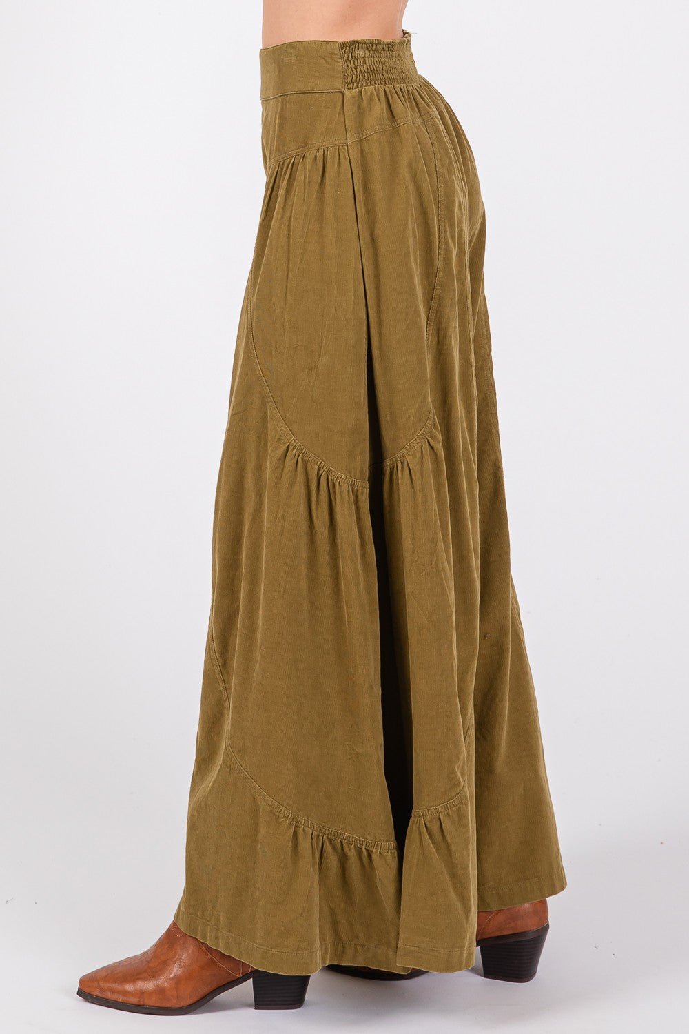 SAGE+FIG - High Rise Corduroy Wide Leg Pants in Olive Green