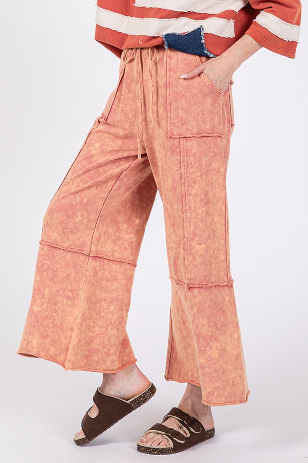 SAGE+FIG - Mineral Washed Terry Knit Wide Leg Pants in Raspberry