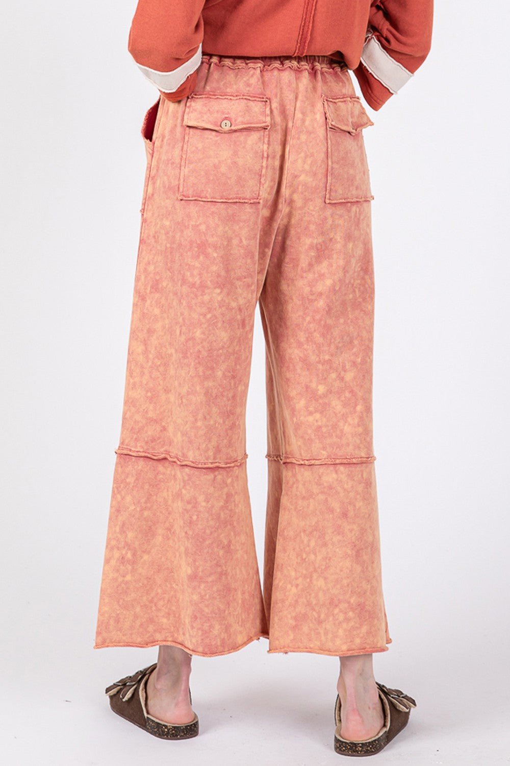 SAGE+FIG - Mineral Washed Terry Knit Wide Leg Pants in Raspberry