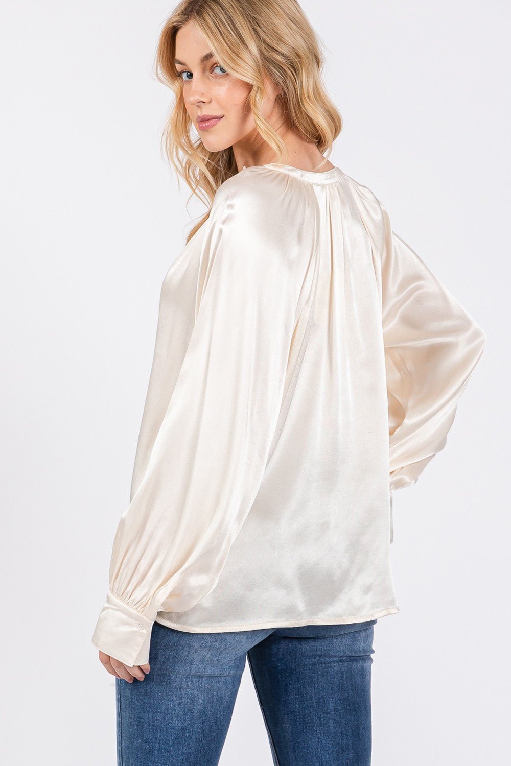 SAGE+FIG - Split Neck Long Sleeve Blouse in Ivory