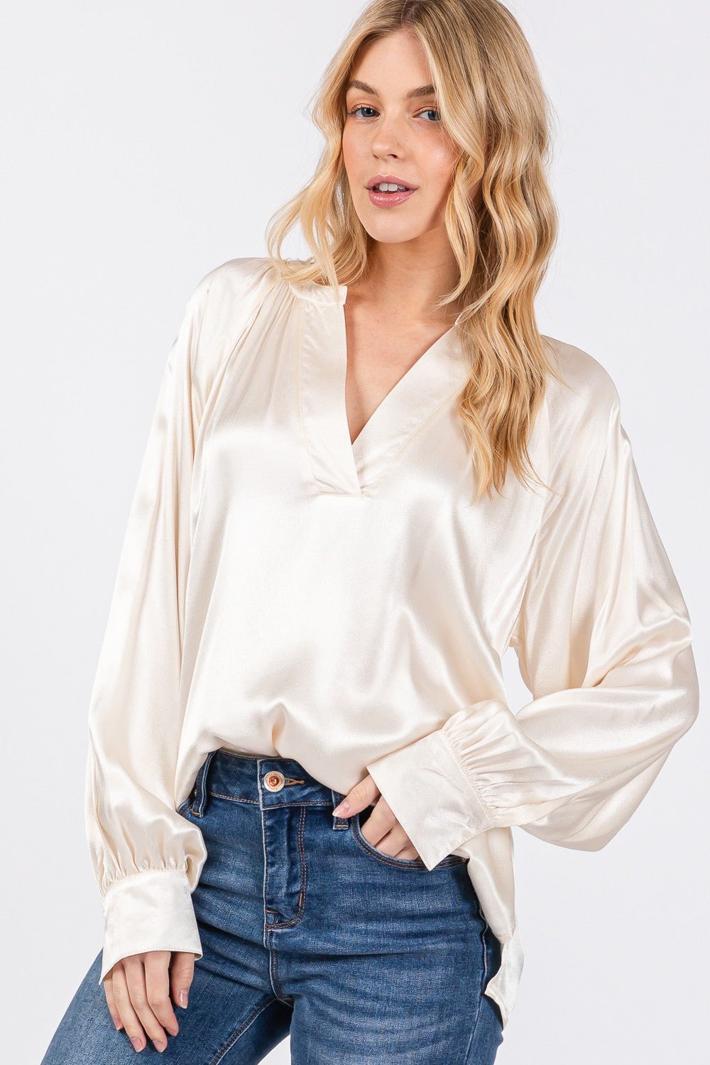 SAGE+FIG - Split Neck Long Sleeve Blouse in Ivory