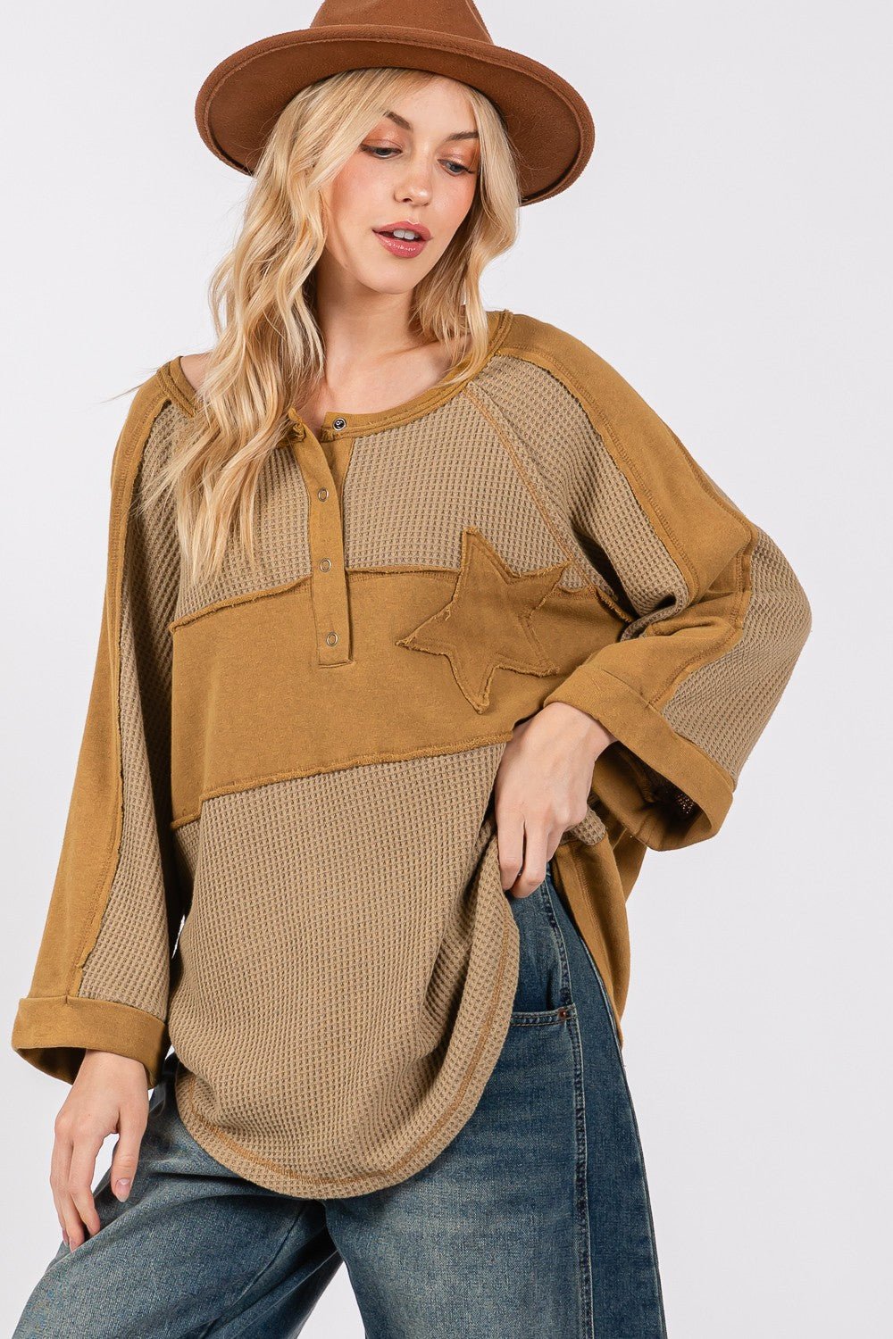 SAGE+FIG - Star Patch Waffle Knit Top in Olive