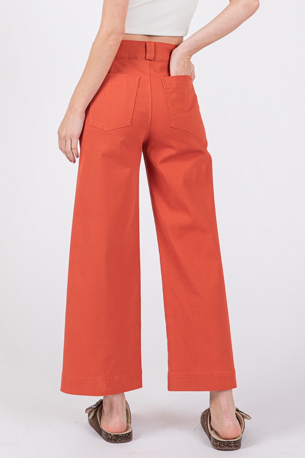 SAGE+FIG - Wide Leg Cropped Pants in Cinnamon