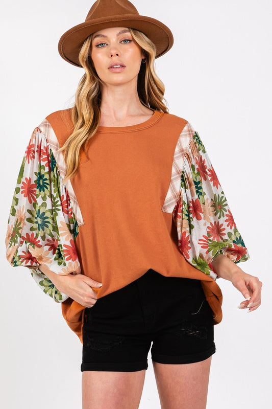 SAGE+FIGPrinted Balloon Sleeve Contrast Top in Caramel