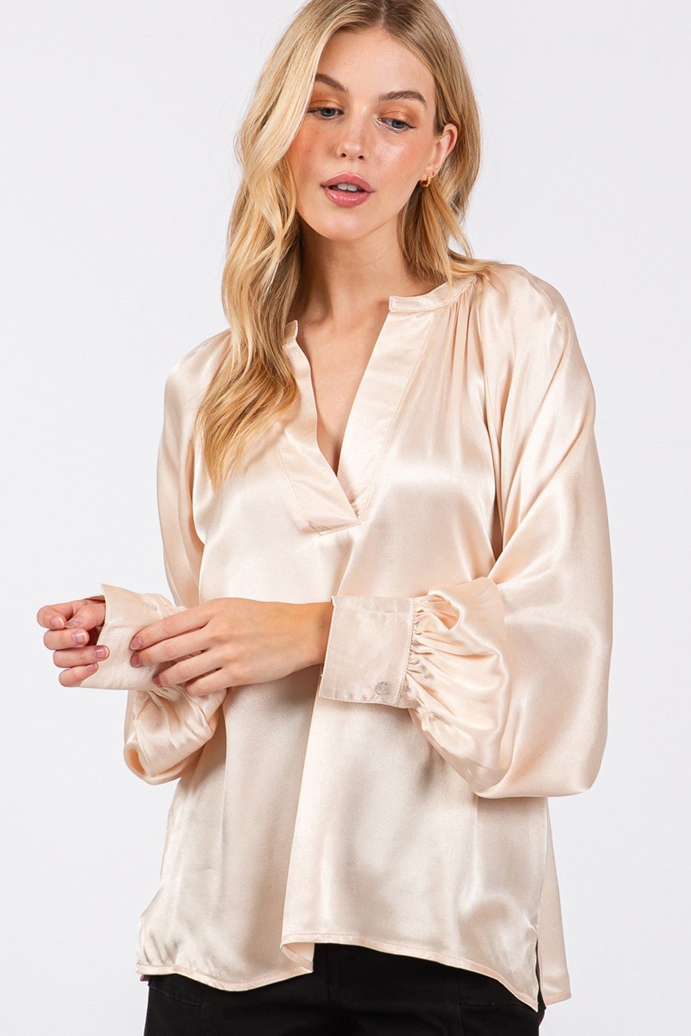 SAGE+FIGSplit Neck Long Sleeve Blouse in Champagne