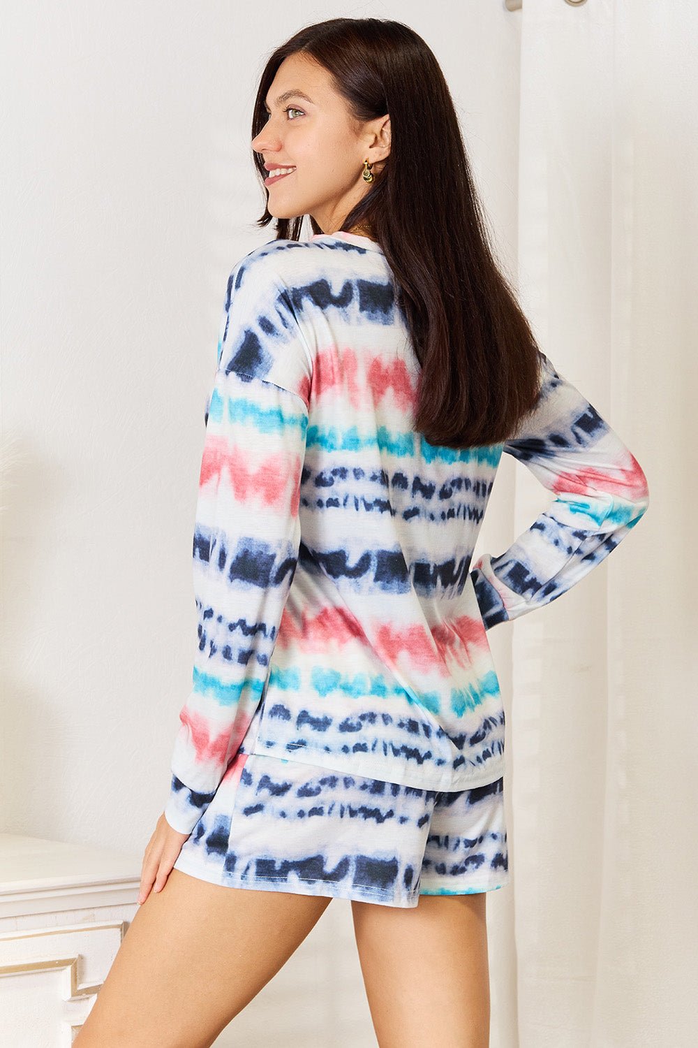 SHINY - Multicolor Tie - Dye Long Sleeve Top and Shorts Lounge Set