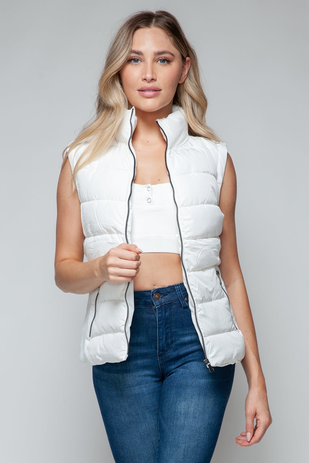 SNOBBISH - White Zip Up Turtleneck Vest with Pockets