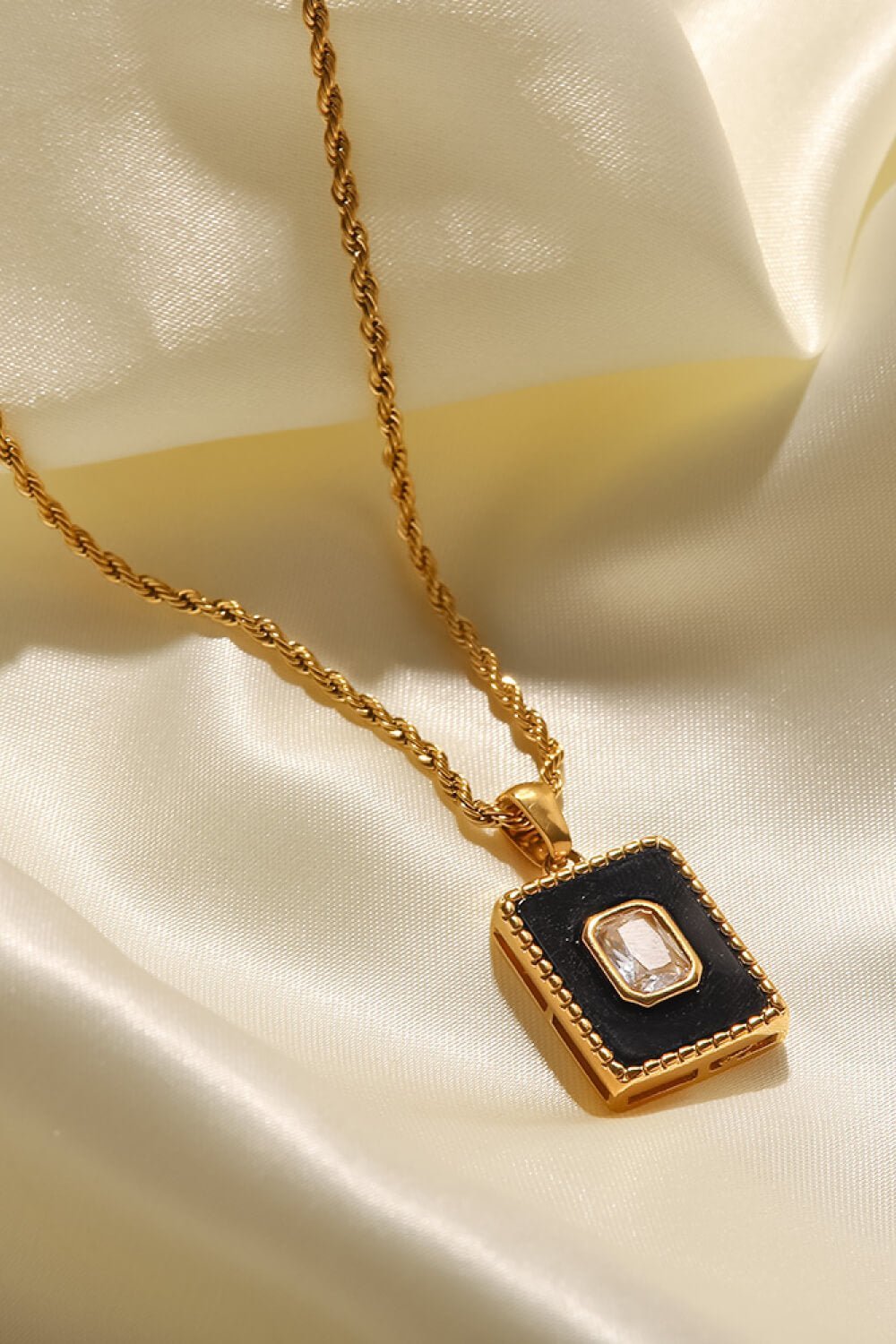 Square Pendant Twisted Chain Gold NecklaceNecklaceBeach Rose Co.