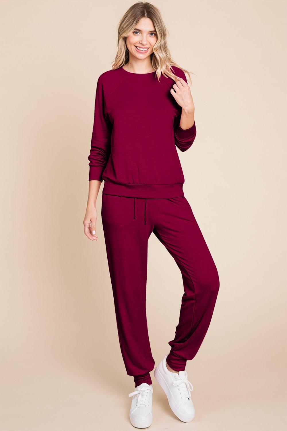 SUPER LADY - Raglan Sleeve Top & Pants Lounge Set in Burgundy