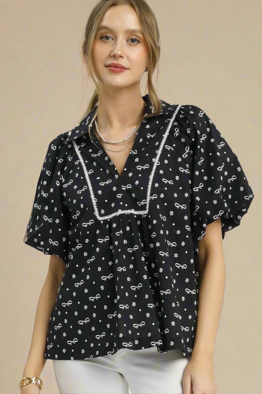 UMGEE - Black Bow Print Short Sleeve Collared Blouse