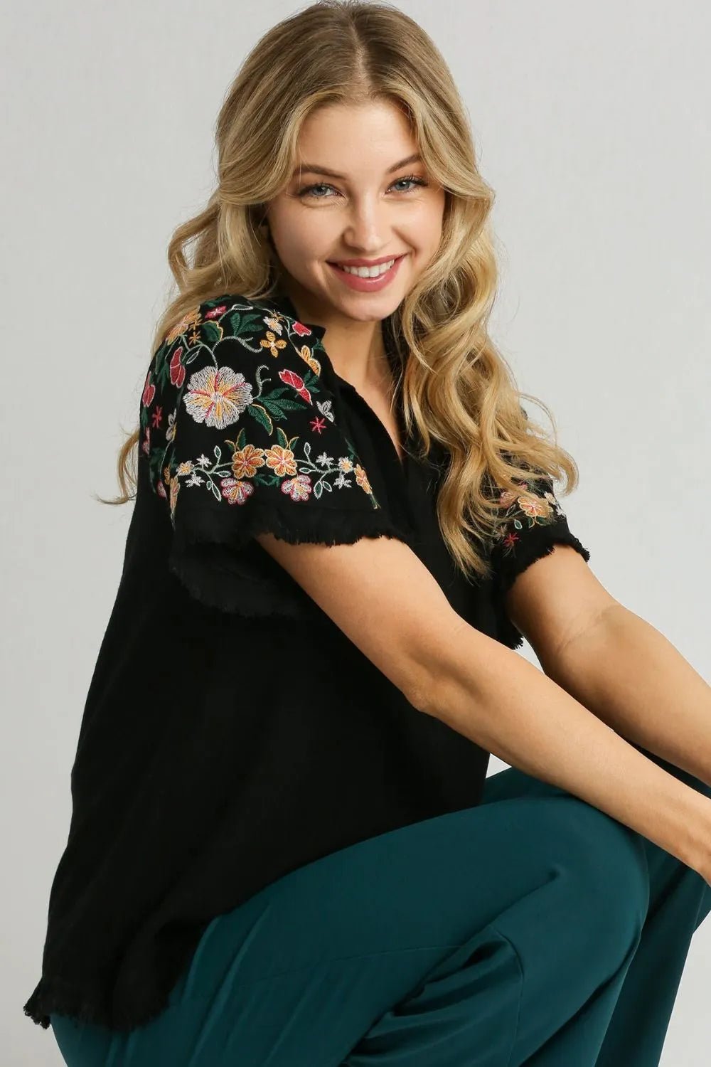 UMGEE - Black Button - Up Shirt with Embroidered Sleeves